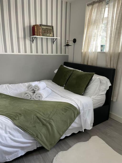 One Bedroom Putney Village Flat Λονδίνο Εξωτερικό φωτογραφία
